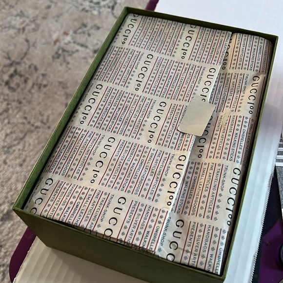 Gucci Box - Picture 7 of 8